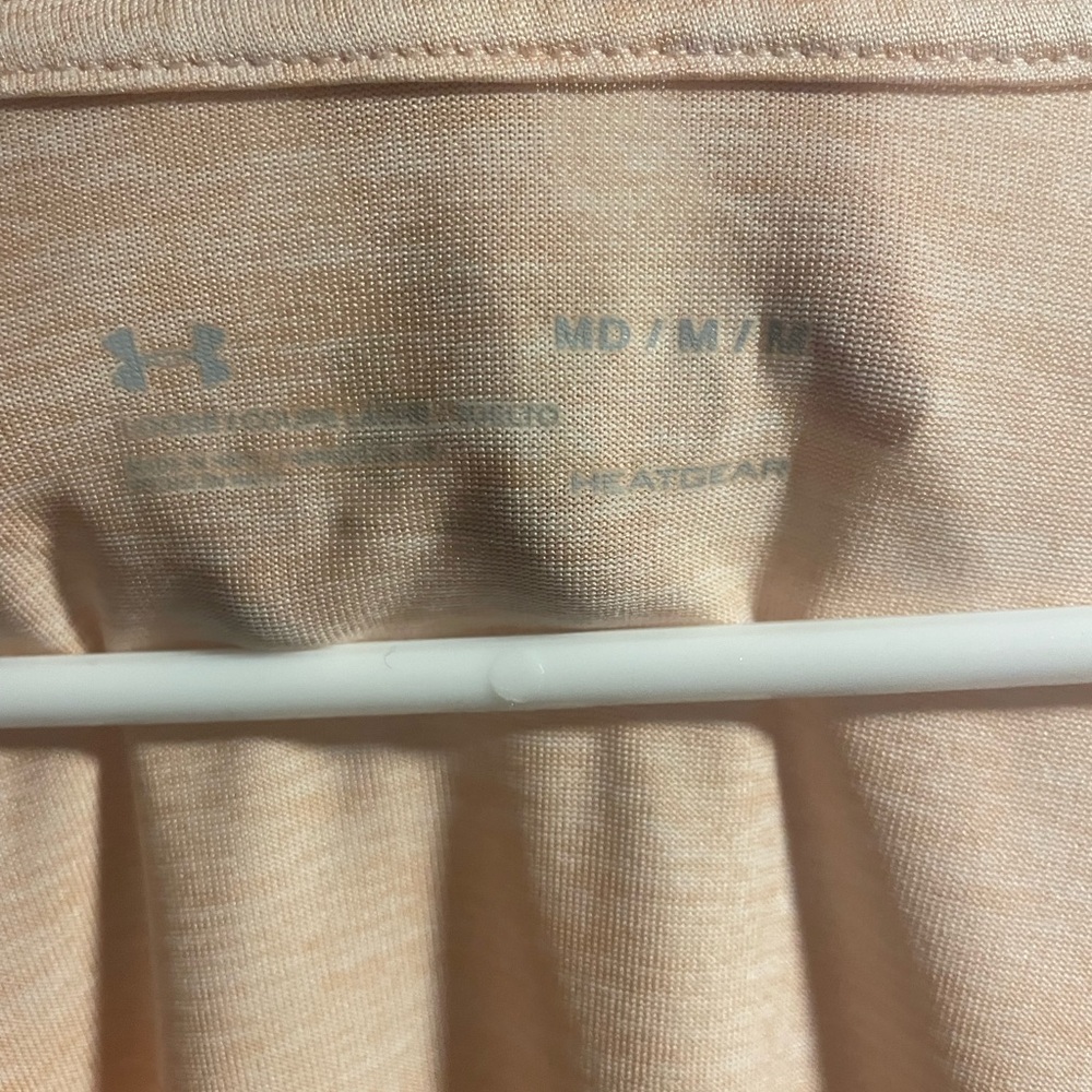 Under Armour Women's Heather Peach V-Neck Lightweight Heat Gear Loose Fit Top, M - Picture 4 of 9